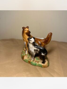 Vintage dog match holder